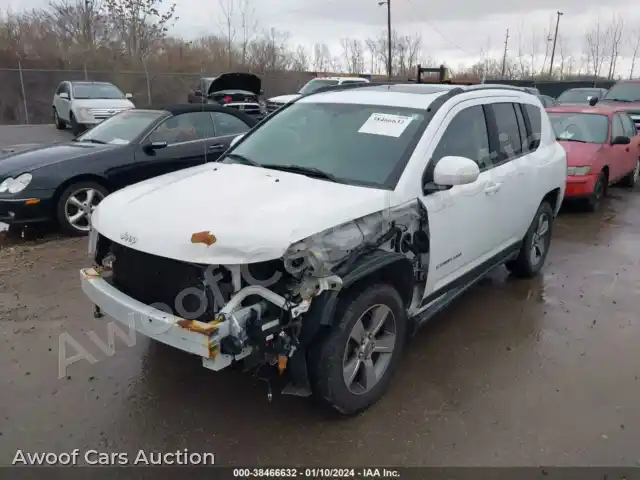 2016 Jeep Compass 1C4NJDEB2GD697646 — Iaai auction photo 2