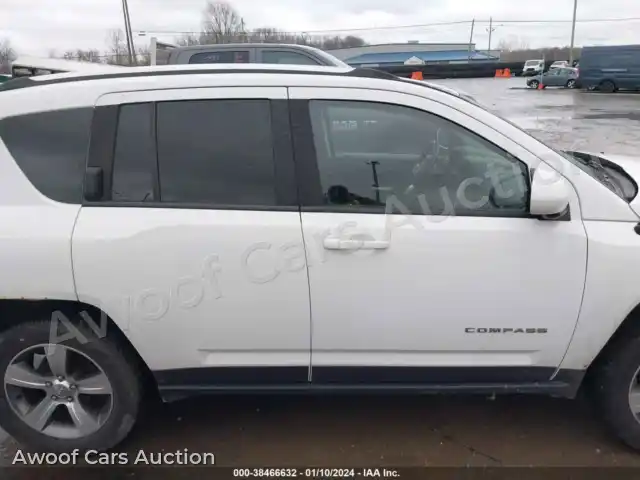 2016 Jeep Compass 1C4NJDEB2GD697646 — Iaai auction photo 14