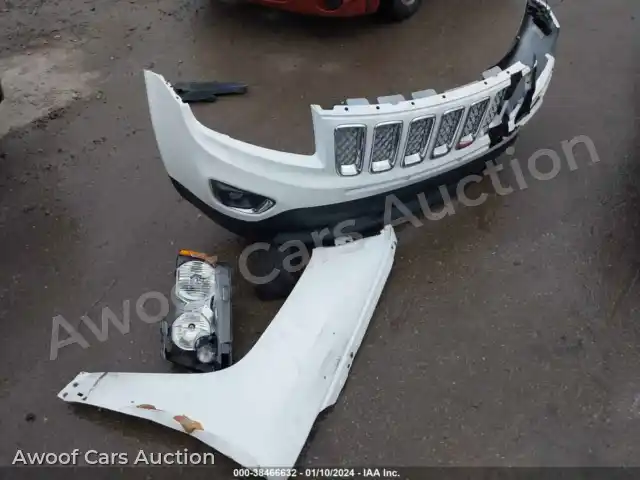2016 Jeep Compass 1C4NJDEB2GD697646 — Iaai auction photo 12