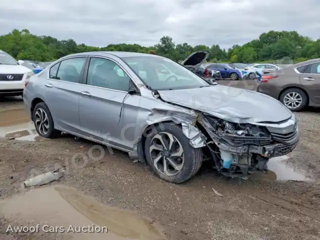 2016 Honda Accord 1HGCR2F87GA088711 — photo 4 de la vente Copart