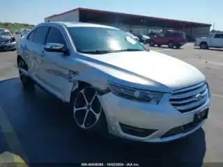 2015 Ford Taurus