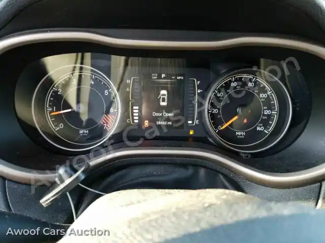 2015 Jeep Cherokee L 1C4PJMCB2FW726013 — Manheim auction photo 5