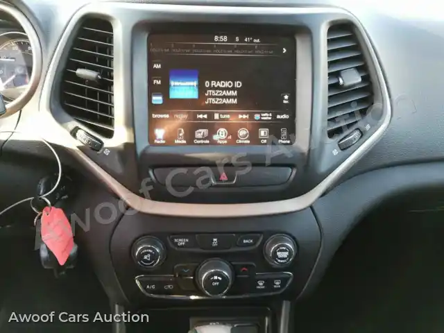 2015 Jeep Cherokee L 1C4PJMCB2FW726013 — Manheim auction photo 4