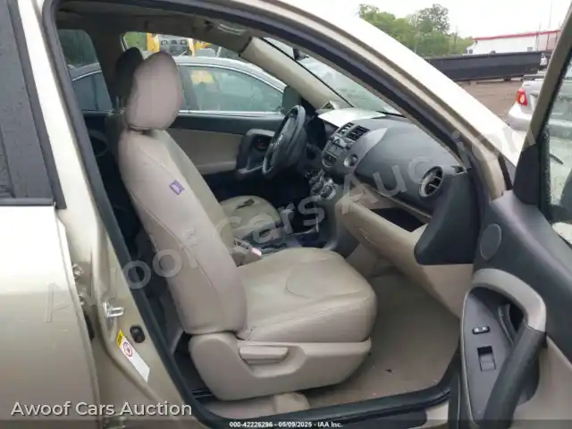 2008 Toyota RAV4 JTMBD33V586085447 — Iaai auction photo 5