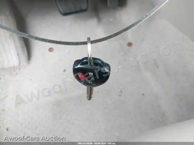 2008 Toyota RAV4 JTMBD33V586085447 — Iaai auction photo 11