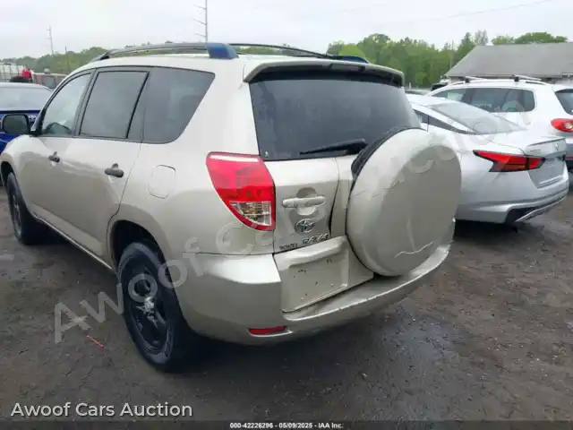 2008 Toyota RAV4 JTMBD33V586085447 — Iaai auction photo 6