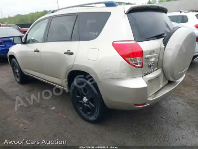 2008 Toyota RAV4 JTMBD33V586085447 — Iaai auction photo 3
