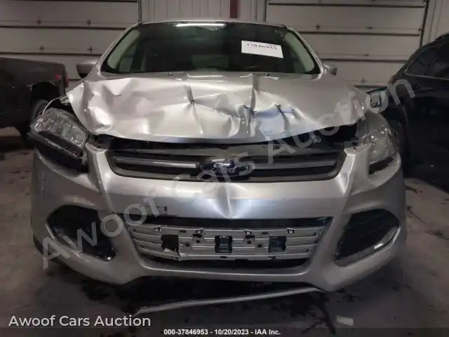 2016 Ford Escape 1FMCU9G92GUB63161 — Iaai auction photo 6