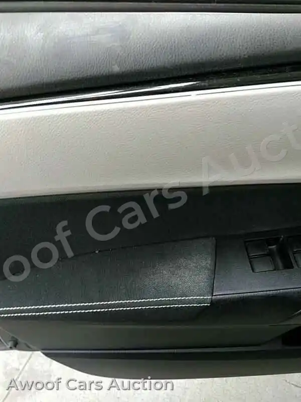 2018 Toyota Corolla 2T1BURHE0JC099055 — Manheim auction photo 52
