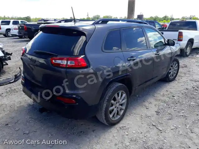 2018 Jeep Cherokee 1C4PJLCB3JD622791 — photo 4 de la vente Copart