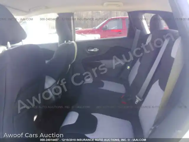 2014 Jeep Cherokee 1C4PJLCB3EW143023 — Iaai auction photo 8