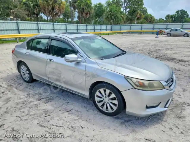 2013 Honda Accord 1HGCR3F83DA002828 — Copart auction photo 4