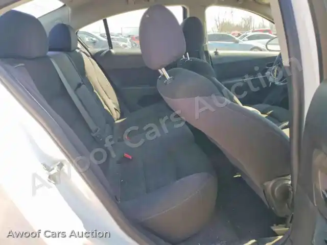 2015 Chevrolet Cruze 1G1PC5SB7F7125930 — photo 10 de la vente Copart