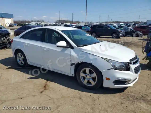 2015 Chevrolet Cruze 1G1PC5SB7F7125930 — photo 4 de la vente Copart