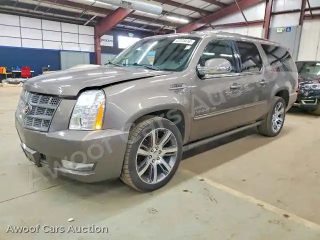 2013 Cadillac Escalade 1GYS4JEF6DR312271 — photo 1 de la vente Copart