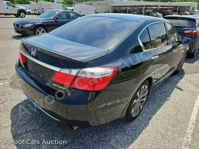 2015 Honda Accord 1HGCR2F58FA026447 — Manheim auction photo 4