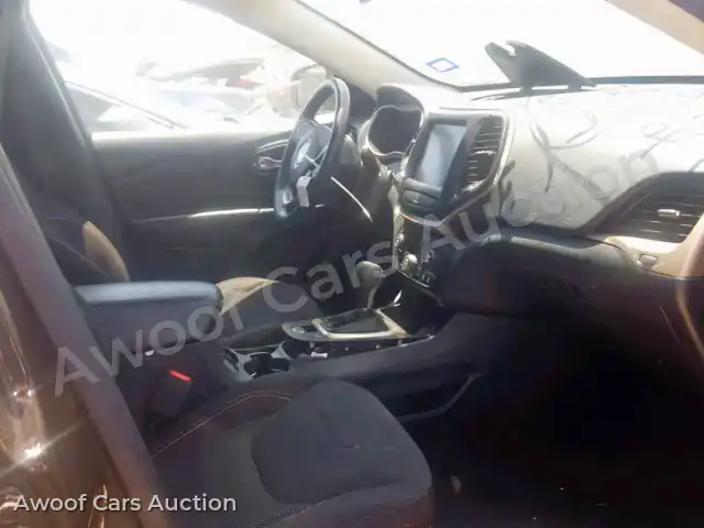 2016 Jeep Cherokee L 1C4PJLCB2GW324228 — Copart auction photo 5