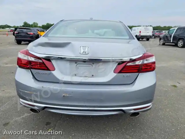 2017 Honda Accord 1HGCR3F88HA018321 — photo 6 de la vente Copart