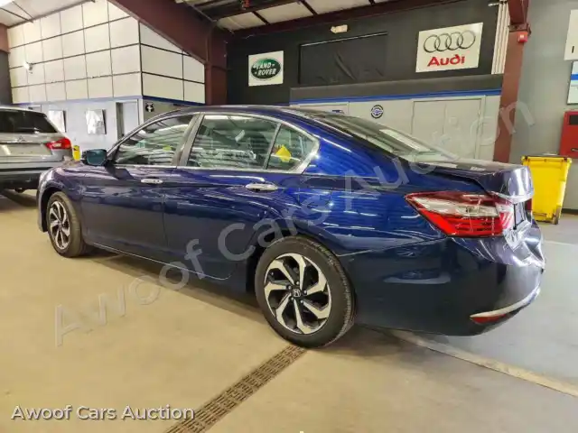 2017 Honda Accord 1HGCR2F89HA112153 — photo 2 de la vente Copart