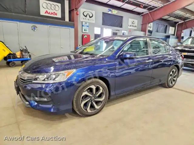 2017 Honda Accord 1HGCR2F89HA112153 — photo 1 de la vente Copart