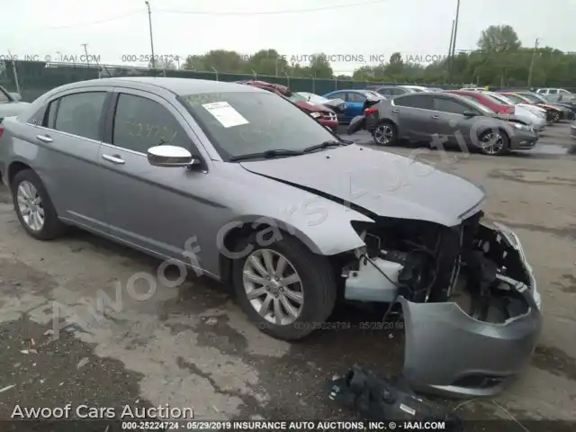 2013 Chrysler 200 1C3CCBCG4DN674013 — Iaai auction photo 1