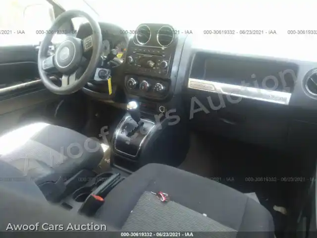 2016 Jeep Compass 1C4NJCBA9GD634081 — Iaai auction photo 5