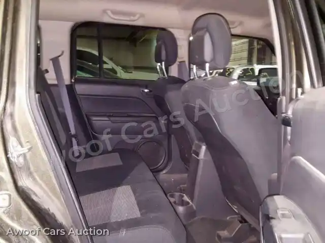 2016 Jeep Patriot Sport 1C4NJRBB8GD581675 — photo 6 de la vente Copart