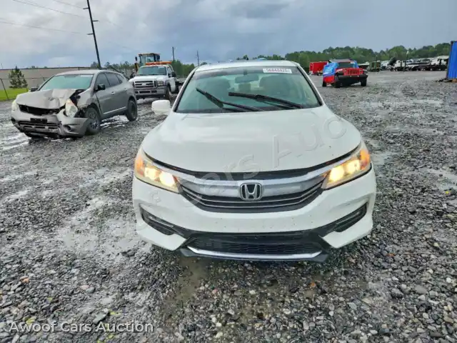 2017 Honda Accord 1HGCR2F86HA064269 — photo 5 de la vente Copart
