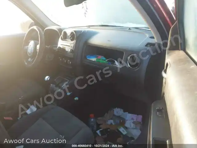 2016 Jeep Patriot 1C4NJRFB4GD646774 — Iaai auction photo 5