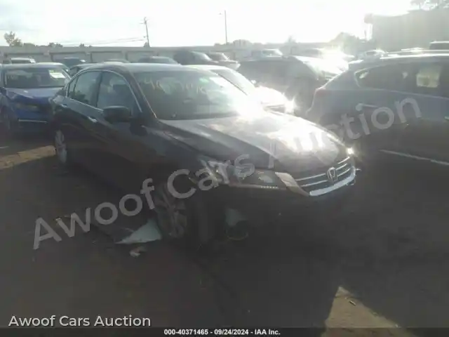 2013 Honda Accord 1HGCR2F83DA006792 — Iaai auction photo 1
