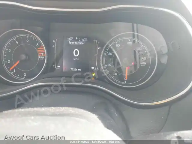 2019 Jeep Cherokee 1C4PJLLB6KD146294 — Iaai auction photo 7