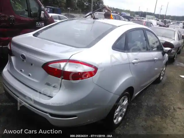 2016 Ford Fiesta 3FADP4BJ5GM178624 — photo 4 de la vente Iaai