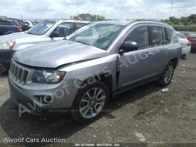 2016 Jeep Compass 1C4NJDBB5GD587789 — Iaai auction photo 2