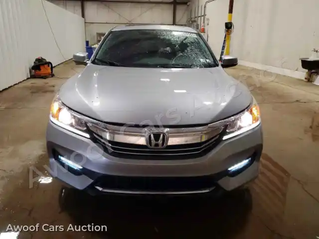2017 Honda Accord 1HGCR2F75HA186502 — Copart auction photo 5