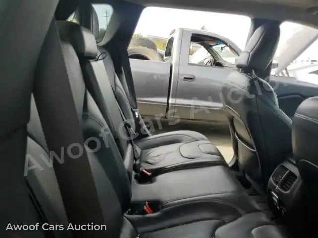 2020 Jeep Grand Cherokee 1C4PJLDB6LD565083 — photo 11 de la vente Copart