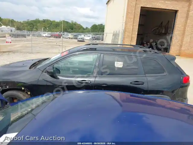 2018 Jeep Cherokee 1C4PJLCB4JD595570 — Iaai auction photo 14