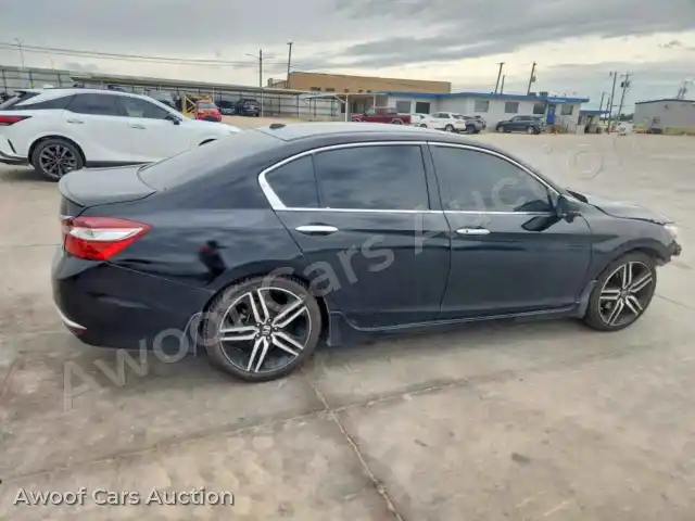 2017 Honda Accord 1HGCR3F9XHA037574 — Copart auction photo 3