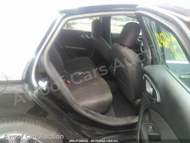 2015 Chrysler 200 1C3CCCAB0FN677961 — Iaai auction photo 8