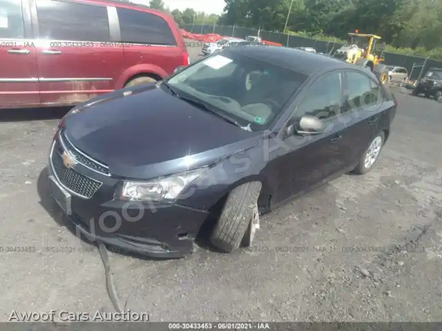 2014 Chevrolet Cruze 1G1PA5SGXE7397713 — Iaai auction photo 2