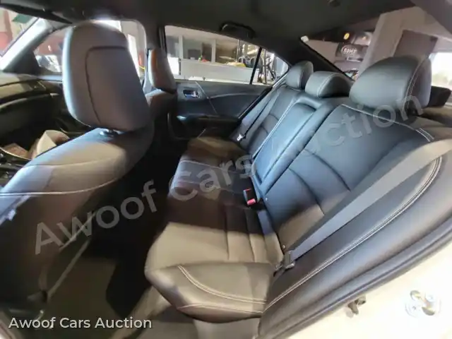 2017 Honda Accord 1HGCR2F53HA223321 — Manheim auction photo 13