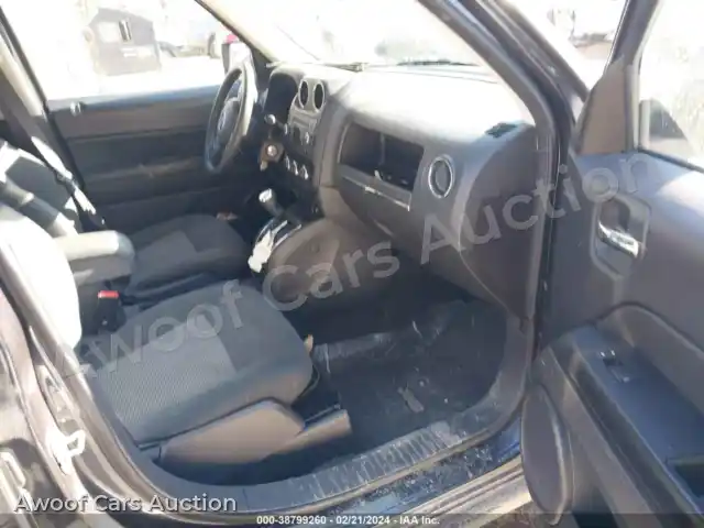 2016 Jeep Patriot 1C4NJPBB5GD589012 — Iaai auction photo 5