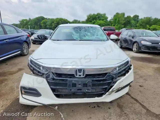 2018 Honda Accord 1HGCV1F10JA136890 — Copart auction photo 5