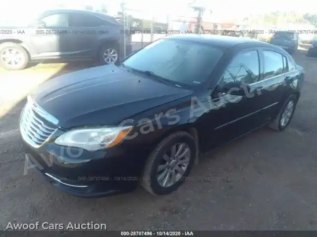 2013 Chrysler 200 1C3CCBBB4DN713821 — Iaai auction photo 2