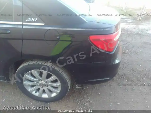 2013 Chrysler 200 1C3CCBBB4DN713821 — Iaai auction photo 6
