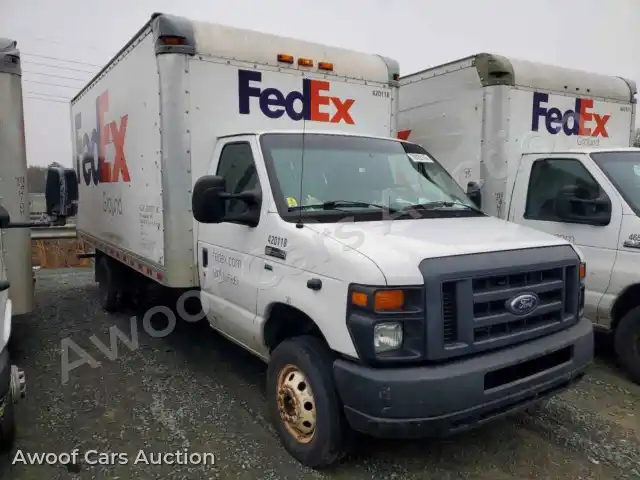 2014 Ford Econoline 1FDWE3FL0EDB16860 — photo 4 de la vente Copart