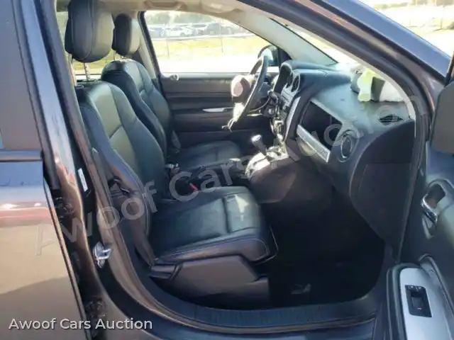 2017 Jeep Compass 1C4NJDEB5HD110082 — Copart auction photo 5