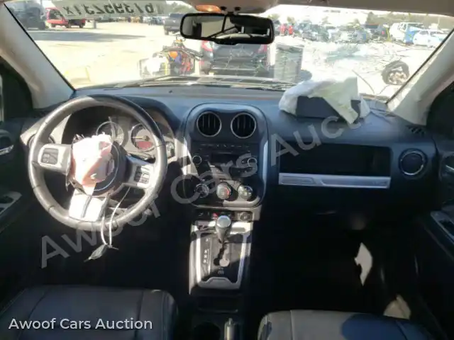 2017 Jeep Compass 1C4NJDEB5HD110082 — Copart auction photo 9
