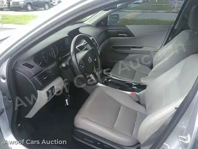 2013 Honda Accord 1HGCR2F86DA268564 — hoton gwanjo Manheim na 5