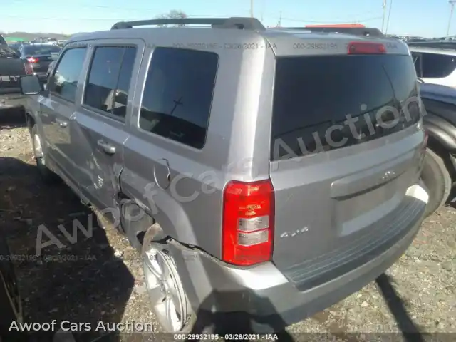 2016 Jeep Patriot 1C4NJRFB2GD637362 — Iaai auction photo 3