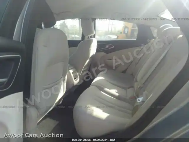 2015 Chrysler 200 1C3CCCAB7FN503160 — photo 8 de la vente Iaai